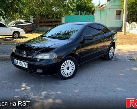 Черный Опель Астра, объемом двигателя 2.2 л и пробегом 200 тыс. км за 2500 $, фото 1 на Automoto.ua