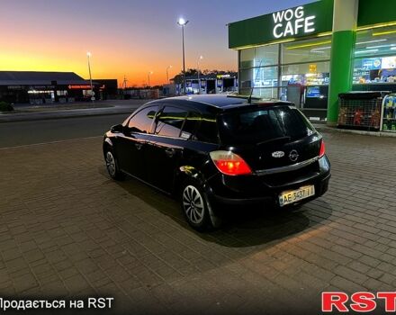 Черный Опель Астра, объемом двигателя 1.6 л и пробегом 214 тыс. км за 3500 $, фото 6 на Automoto.ua