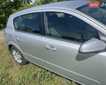 Черный Опель Астра, объемом двигателя 1.8 л и пробегом 167 тыс. км за 6350 $, фото 3 на Automoto.ua