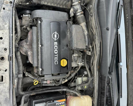 Чорний Опель Астра, об'ємом двигуна 1.6 л та пробігом 265 тис. км за 2000 $, фото 17 на Automoto.ua