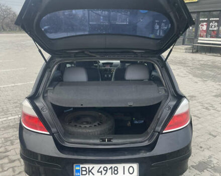Чорний Опель Астра, об'ємом двигуна 1.6 л та пробігом 273 тис. км за 4000 $, фото 14 на Automoto.ua