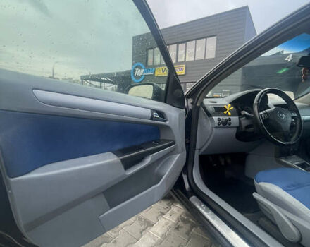 Чорний Опель Астра, об'ємом двигуна 1.6 л та пробігом 273 тис. км за 4000 $, фото 10 на Automoto.ua