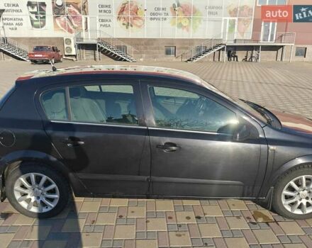 Черный Опель Астра, объемом двигателя 1.6 л и пробегом 271 тыс. км за 4500 $, фото 3 на Automoto.ua
