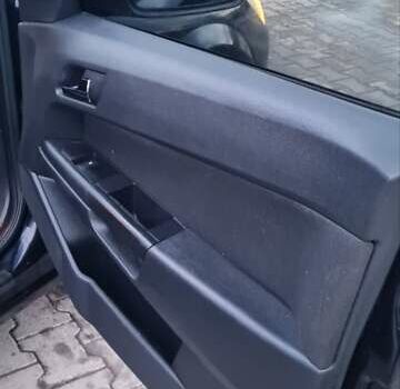 Черный Опель Астра, объемом двигателя 1.4 л и пробегом 300 тыс. км за 3350 $, фото 12 на Automoto.ua