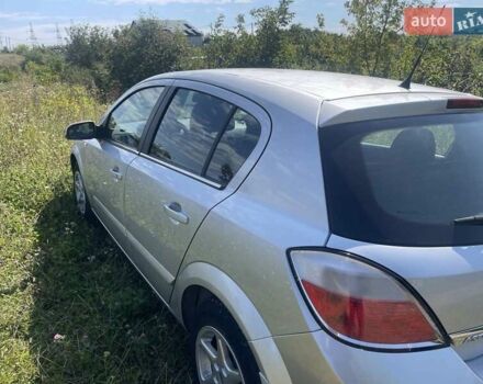 Черный Опель Астра, объемом двигателя 1.8 л и пробегом 167 тыс. км за 6350 $, фото 9 на Automoto.ua