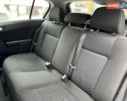 Чорний Опель Астра, об'ємом двигуна 1.6 л та пробігом 194 тис. км за 3800 $, фото 29 на Automoto.ua