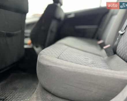 Чорний Опель Астра, об'ємом двигуна 1.6 л та пробігом 194 тис. км за 3800 $, фото 28 на Automoto.ua