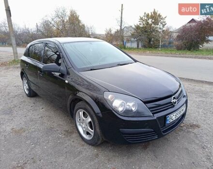 Черный Опель Астра, объемом двигателя 1.6 л и пробегом 301 тыс. км за 4000 $, фото 2 на Automoto.ua