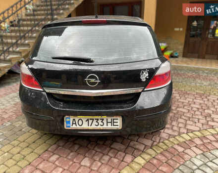 Черный Опель Астра, объемом двигателя 1.7 л и пробегом 280 тыс. км за 3800 $, фото 2 на Automoto.ua