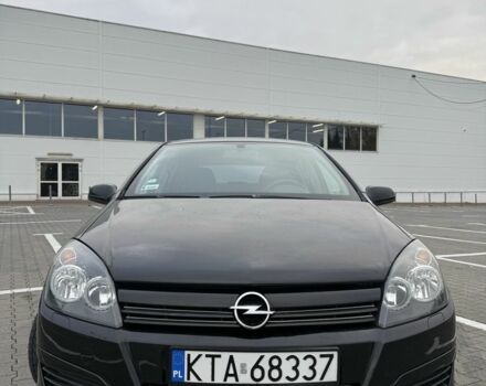 Черный Опель Астра, объемом двигателя 1.6 л и пробегом 265 тыс. км за 2000 $, фото 2 на Automoto.ua