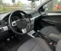 Черный Опель Астра, объемом двигателя 1.4 л и пробегом 212 тыс. км за 5200 $, фото 5 на Automoto.ua