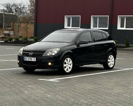 Черный Опель Астра, объемом двигателя 1.6 л и пробегом 273 тыс. км за 3250 $, фото 4 на Automoto.ua