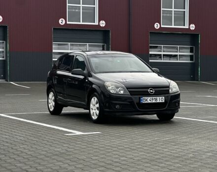 Черный Опель Астра, объемом двигателя 1.6 л и пробегом 273 тыс. км за 3250 $, фото 1 на Automoto.ua