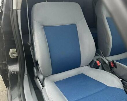 Черный Опель Астра, объемом двигателя 1.6 л и пробегом 273 тыс. км за 3250 $, фото 10 на Automoto.ua