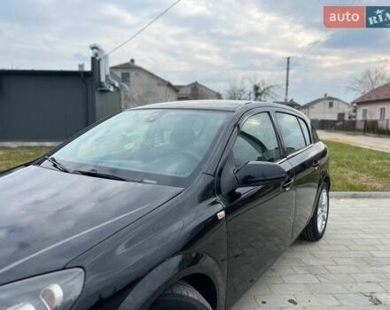 Черный Опель Астра, объемом двигателя 1.7 л и пробегом 270 тыс. км за 3499 $, фото 7 на Automoto.ua