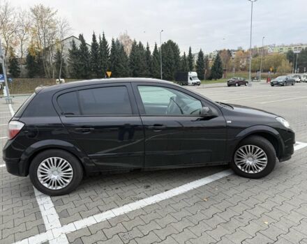 Черный Опель Астра, объемом двигателя 1.6 л и пробегом 265 тыс. км за 2000 $, фото 4 на Automoto.ua