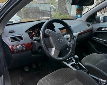 Черный Опель Астра, объемом двигателя 1.6 л и пробегом 340 тыс. км за 4500 $, фото 1 на Automoto.ua