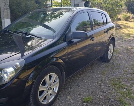 Черный Опель Астра, объемом двигателя 1.6 л и пробегом 265 тыс. км за 3999 $, фото 3 на Automoto.ua