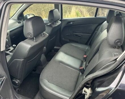 Чорний Опель Астра, об'ємом двигуна 1.7 л та пробігом 265 тис. км за 1450 $, фото 6 на Automoto.ua