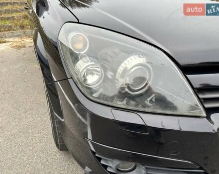 Черный Опель Астра, объемом двигателя 1.8 л и пробегом 184 тыс. км за 4800 $, фото 10 на Automoto.ua