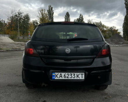 Черный Опель Астра, объемом двигателя 1.6 л и пробегом 235 тыс. км за 3399 $, фото 4 на Automoto.ua