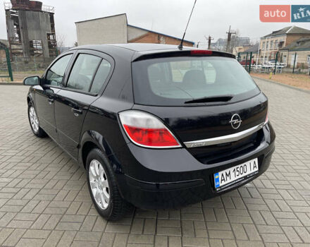 Черный Опель Астра, объемом двигателя 1.8 л и пробегом 227 тыс. км за 4900 $, фото 7 на Automoto.ua