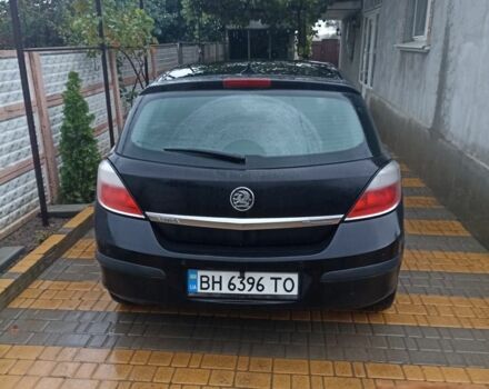 Черный Опель Астра, объемом двигателя 1.6 л и пробегом 300 тыс. км за 3200 $, фото 2 на Automoto.ua