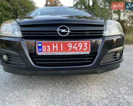 Черный Опель Астра, объемом двигателя 1.8 л и пробегом 153 тыс. км за 6750 $, фото 5 на Automoto.ua