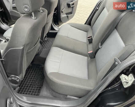 Черный Опель Астра, объемом двигателя 1.8 л и пробегом 227 тыс. км за 4900 $, фото 13 на Automoto.ua