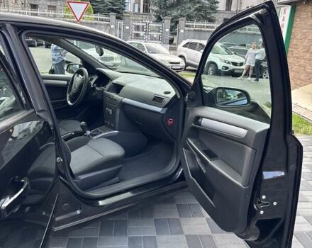 Чорний Опель Астра, об'ємом двигуна 1.6 л та пробігом 214 тис. км за 4550 $, фото 22 на Automoto.ua