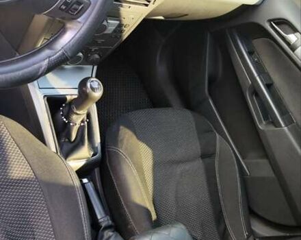 Черный Опель Астра, объемом двигателя 1.6 л и пробегом 224 тыс. км за 6100 $, фото 7 на Automoto.ua