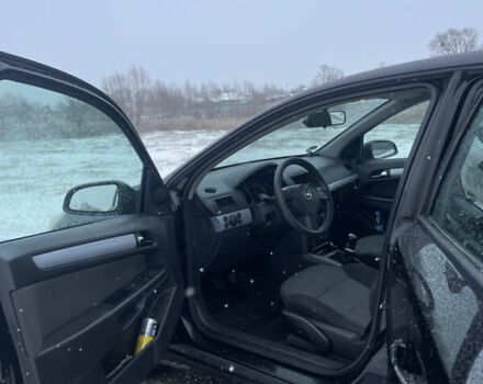 Чорний Опель Астра, об'ємом двигуна 1.6 л та пробігом 184 тис. км за 5200 $, фото 4 на Automoto.ua