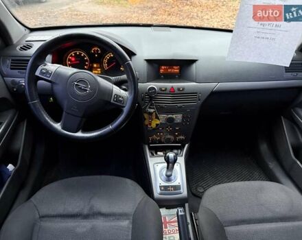 Чорний Опель Астра, об'ємом двигуна 1.6 л та пробігом 350 тис. км за 3940 $, фото 15 на Automoto.ua