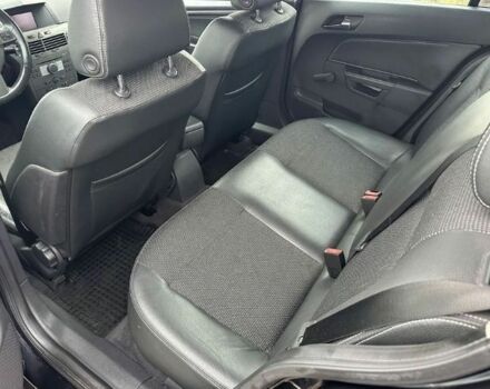 Чорний Опель Астра, об'ємом двигуна 1.7 л та пробігом 265 тис. км за 1450 $, фото 4 на Automoto.ua