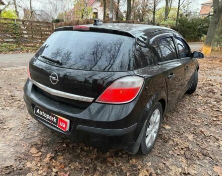 Черный Опель Астра, объемом двигателя 1.6 л и пробегом 350 тыс. км за 3940 $, фото 5 на Automoto.ua