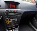 Чорний Опель Астра, об'ємом двигуна 1.6 л та пробігом 350 тис. км за 3940 $, фото 12 на Automoto.ua