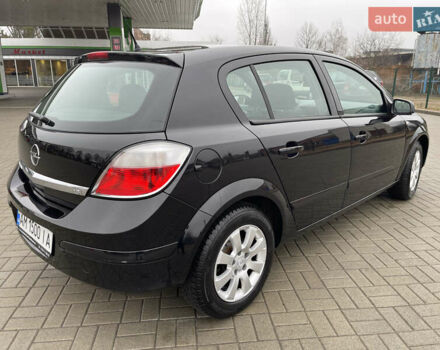 Черный Опель Астра, объемом двигателя 1.8 л и пробегом 227 тыс. км за 4900 $, фото 5 на Automoto.ua