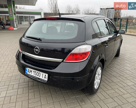 Черный Опель Астра, объемом двигателя 1.8 л и пробегом 227 тыс. км за 4900 $, фото 6 на Automoto.ua