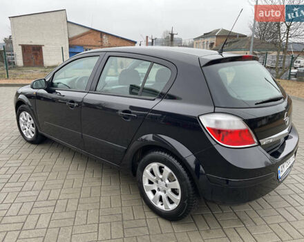 Черный Опель Астра, объемом двигателя 1.8 л и пробегом 227 тыс. км за 4900 $, фото 8 на Automoto.ua