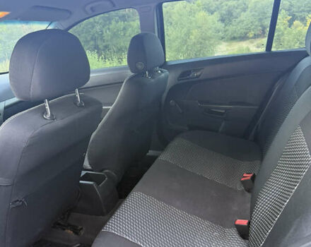 Черный Опель Астра, объемом двигателя 1.6 л и пробегом 207 тыс. км за 4200 $, фото 8 на Automoto.ua