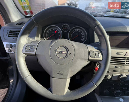 Чорний Опель Астра, об'ємом двигуна 1.6 л та пробігом 216 тис. км за 4600 $, фото 23 на Automoto.ua