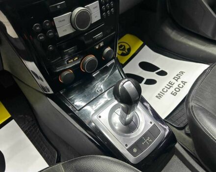 Черный Опель Астра, объемом двигателя 1.6 л и пробегом 213 тыс. км за 4300 $, фото 9 на Automoto.ua