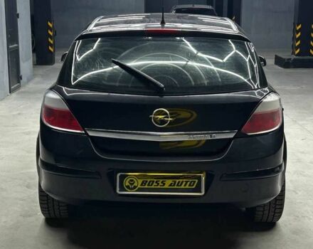 Черный Опель Астра, объемом двигателя 1.6 л и пробегом 213 тыс. км за 4300 $, фото 4 на Automoto.ua