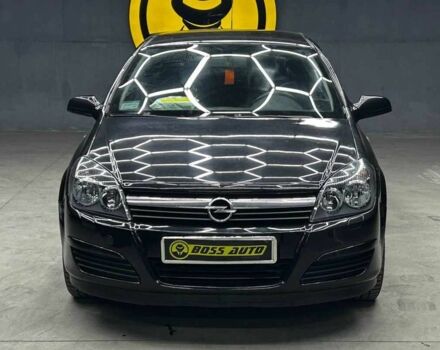 Черный Опель Астра, объемом двигателя 1.6 л и пробегом 213 тыс. км за 4300 $, фото 1 на Automoto.ua