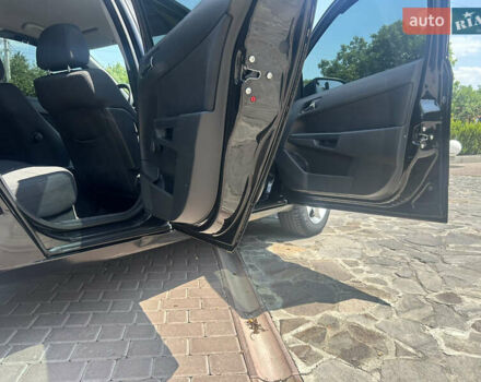 Черный Опель Астра, объемом двигателя 1.36 л и пробегом 220 тыс. км за 4450 $, фото 27 на Automoto.ua