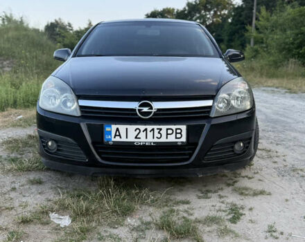 Черный Опель Астра, объемом двигателя 1.6 л и пробегом 207 тыс. км за 4200 $, фото 1 на Automoto.ua