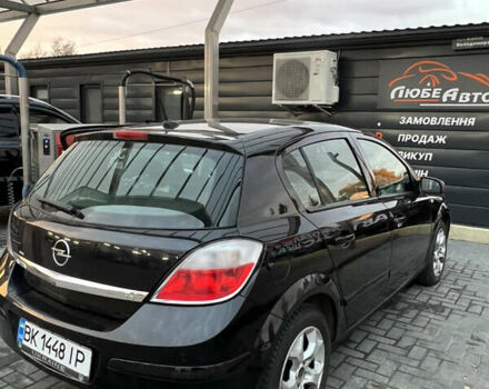 Черный Опель Астра, объемом двигателя 1.8 л и пробегом 165 тыс. км за 5500 $, фото 1 на Automoto.ua