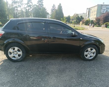 Черный Опель Астра, объемом двигателя 1.6 л и пробегом 220 тыс. км за 3000 $, фото 12 на Automoto.ua