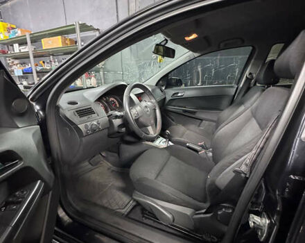 Черный Опель Астра, объемом двигателя 1.4 л и пробегом 220 тыс. км за 4700 $, фото 9 на Automoto.ua