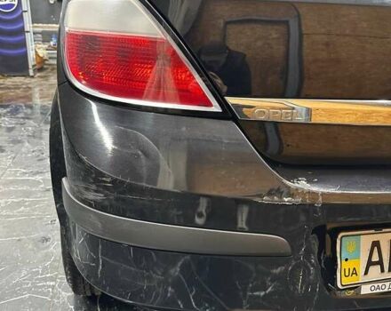 Черный Опель Астра, объемом двигателя 1.4 л и пробегом 219 тыс. км за 5000 $, фото 16 на Automoto.ua